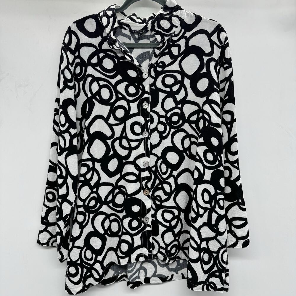 John Mark Women's Geometric Printed Button Up Shi… - image 1
